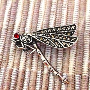 COPY - Sterling silver dragonfly brooch.